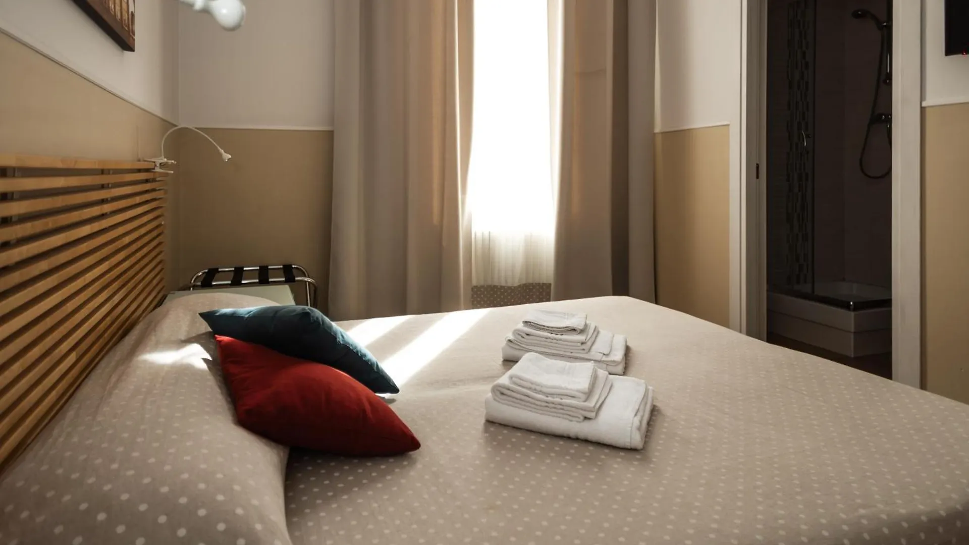Il Tiro Rooms Bologna 0*,  Italien