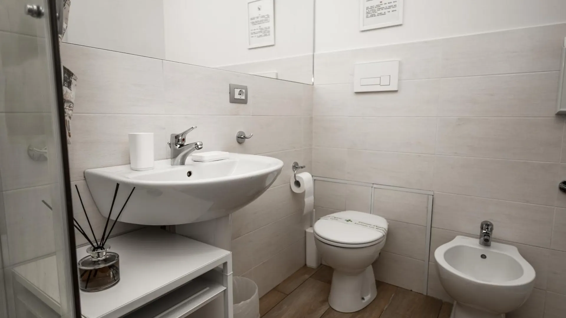 Il Tiro Rooms Bologna 0*,
