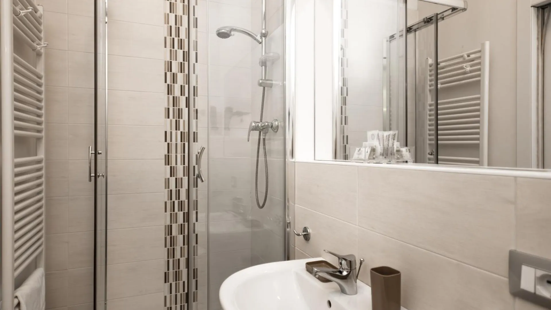 Il Tiro Rooms Bologna Bed & Breakfast